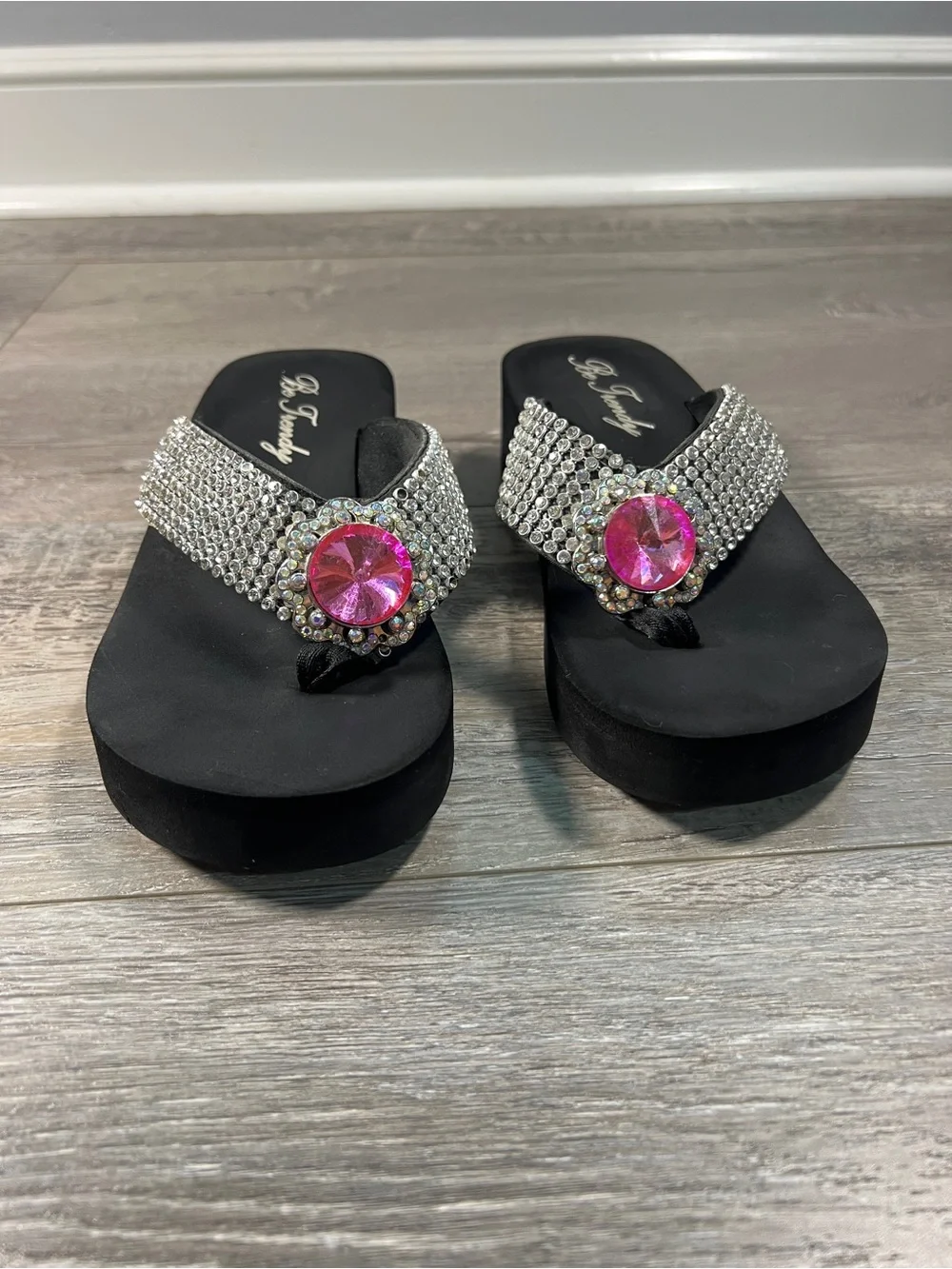 BeTrendy Rhinestone Wedge Platform Sandals Size 7